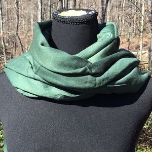 Lustrous Woodland Green Fringed Scarf